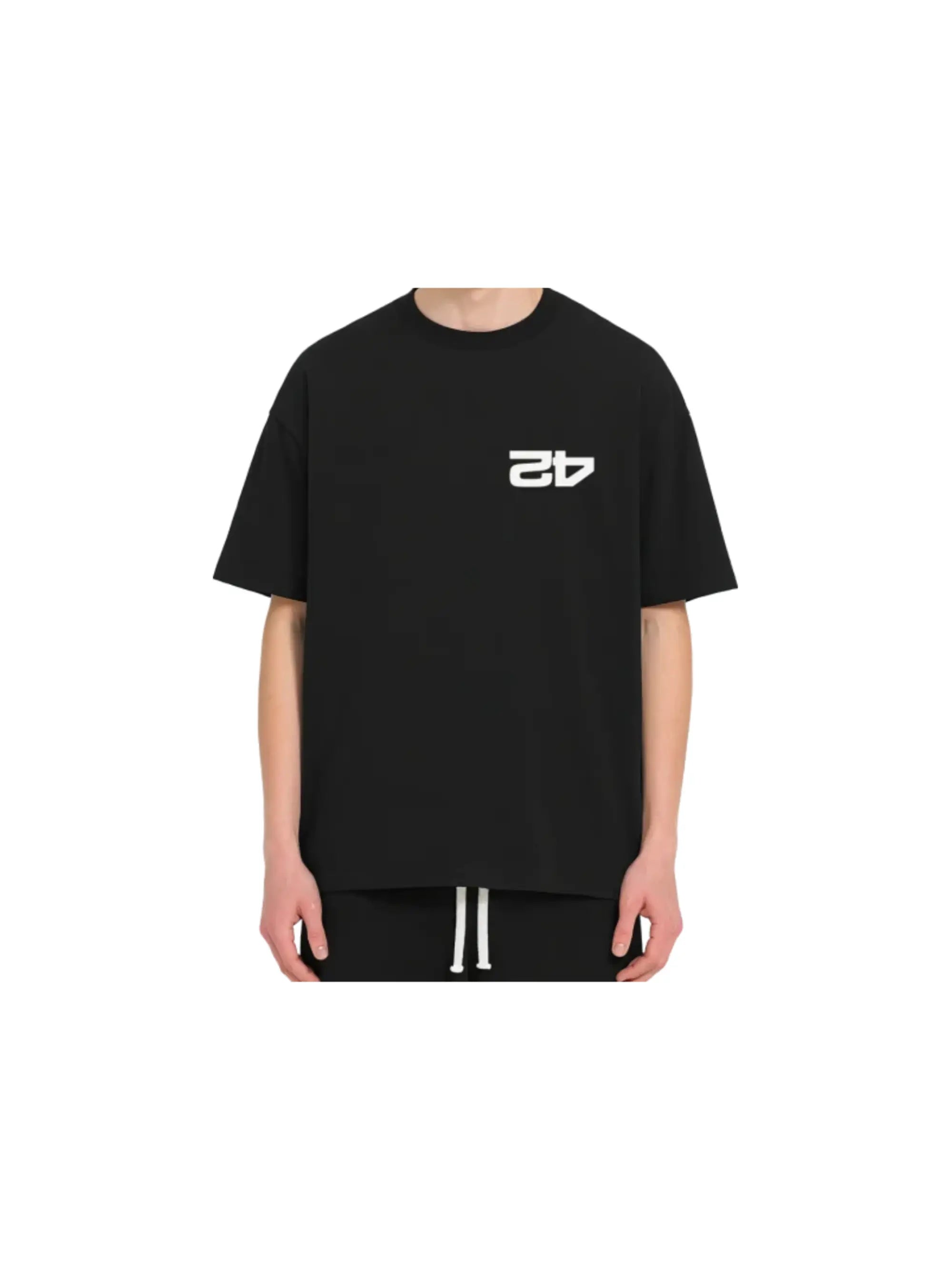 Schwarzes Unisex T-Shirt aus Baumwolle mit hochwertigem Druck und gesticktem Detail für angenehmen Tragekomfort.