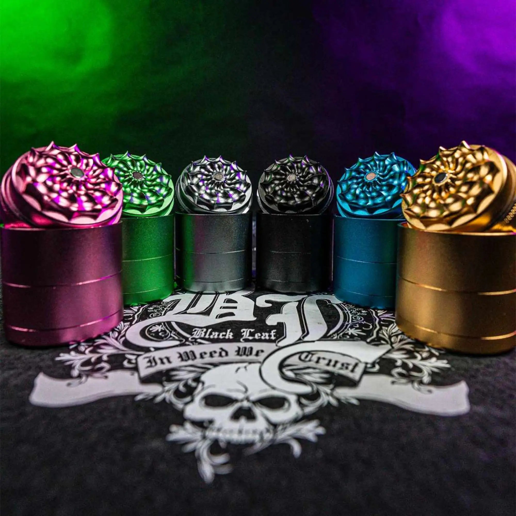 Detailaufnahme des FLOWER Grinders mit blumenförmigem Wellenprofil.