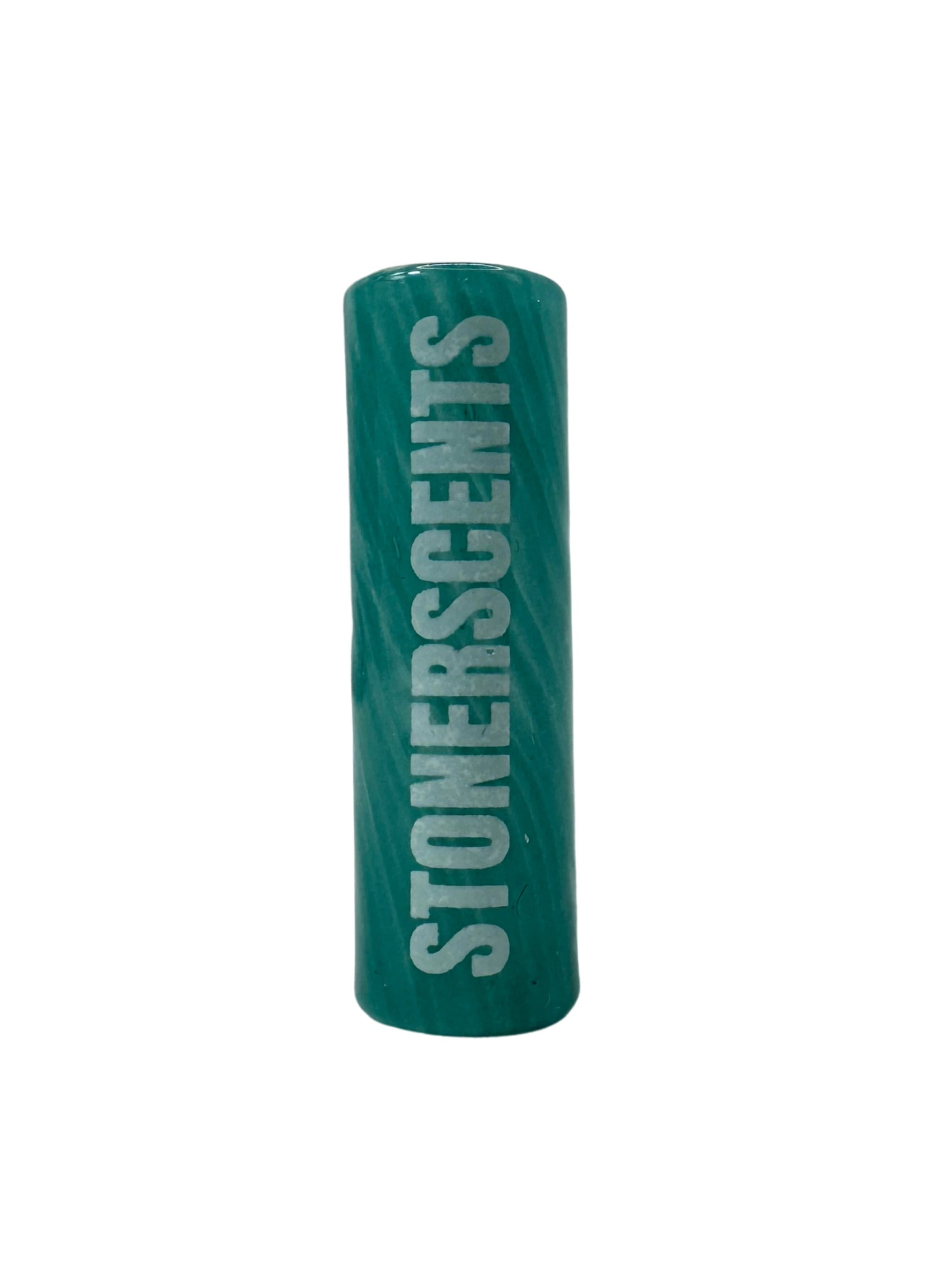 Blaue Glasfilter mit STONERSCENTS Aufdruck, robust und wiederverwendbar.
