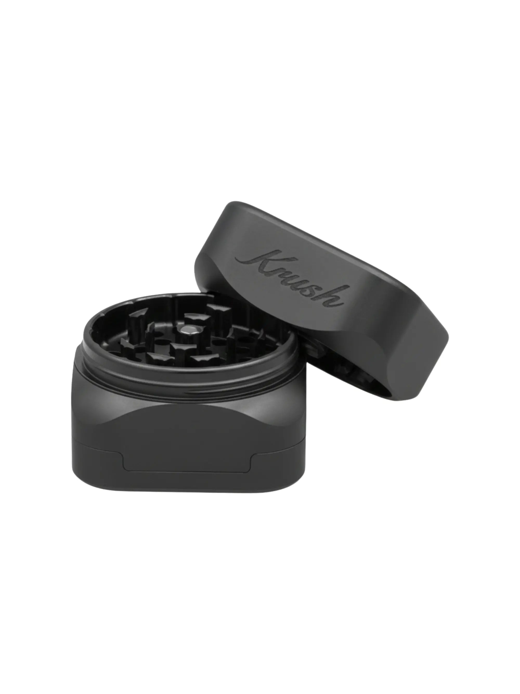 Krush Kube 3.0 Space Grey geöffnet – 3-teiliges Mahlwerk mit scharfen Zähnen