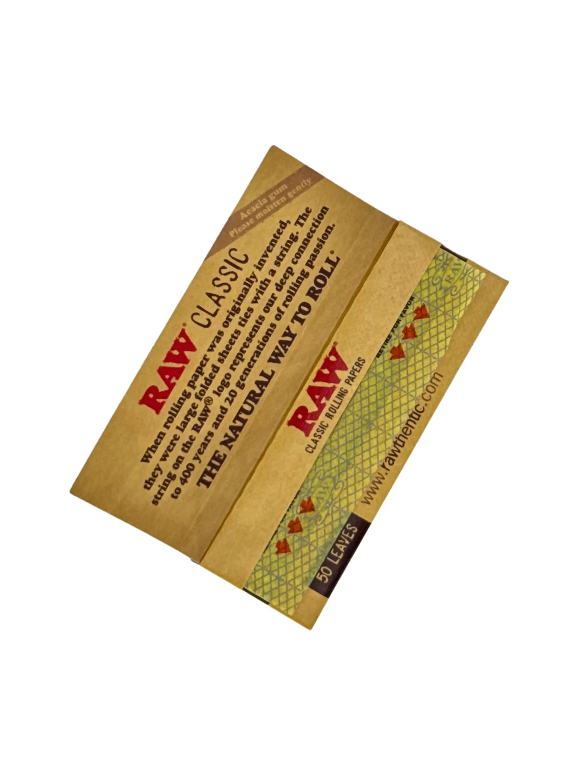 Einzelnes Blatt der RAW Classic Papers 1 1/4 Size, frei von chemischen Zusätzen