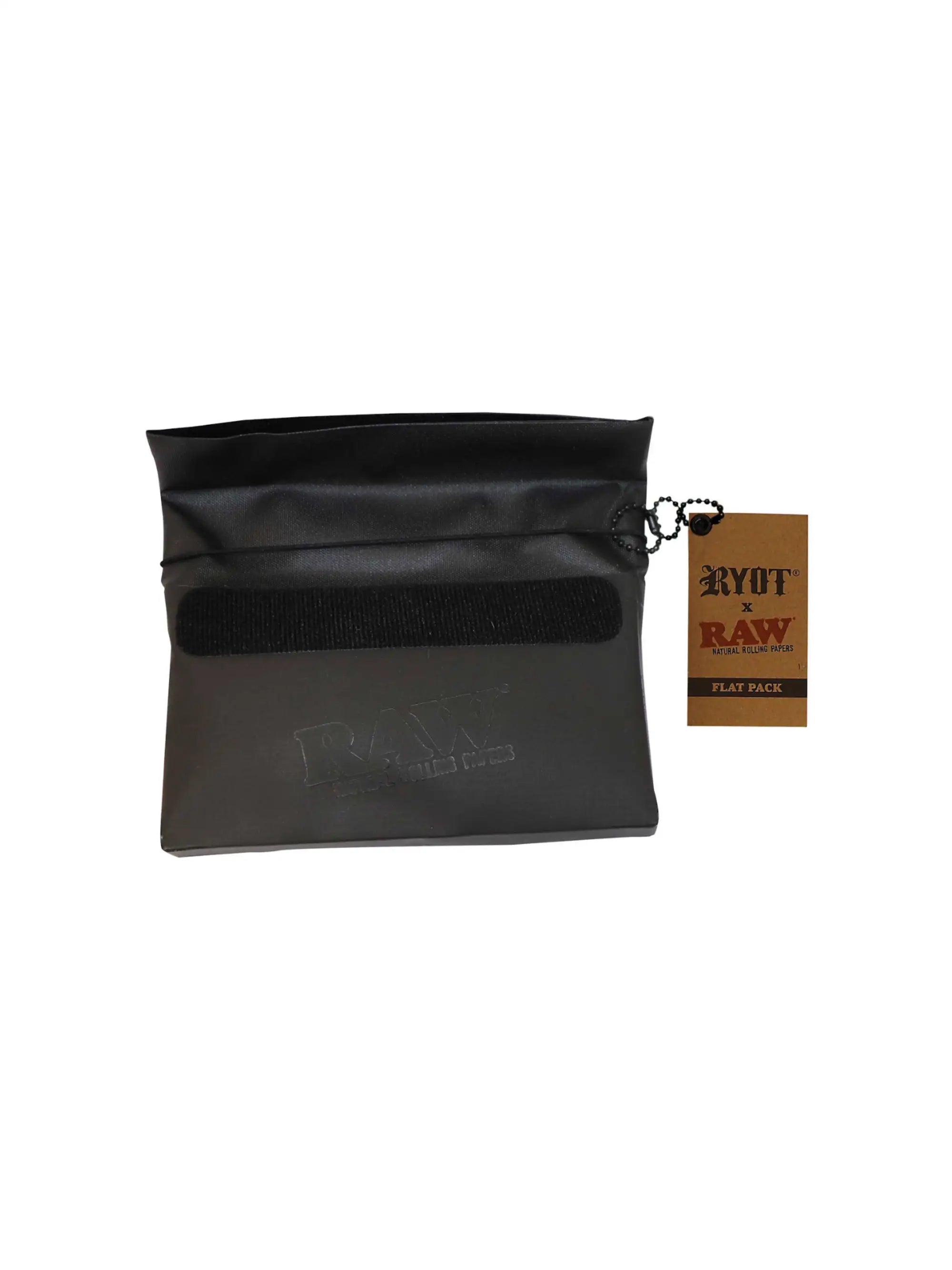 RYOT x RAW Flat Pack im kompakten Design zur sicheren Aufbewahrung und zum Transport von Rolling Papers und Zubehör.